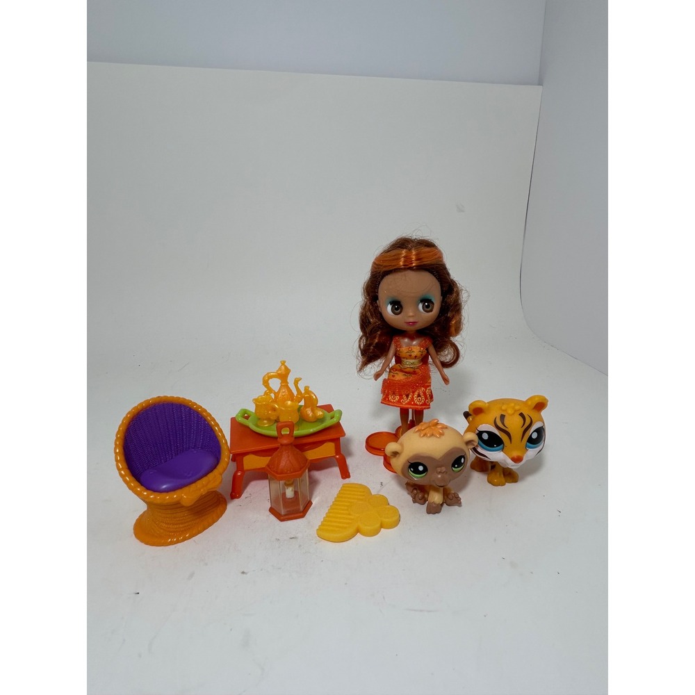 Authentic Littlest Pet Shop #B46 India blythe doll #2457 Monkey #2458 Tiger